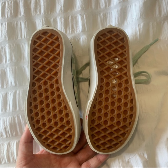 GIRLS SPARKLY CHECKERED VANS - Picture 3 of 3